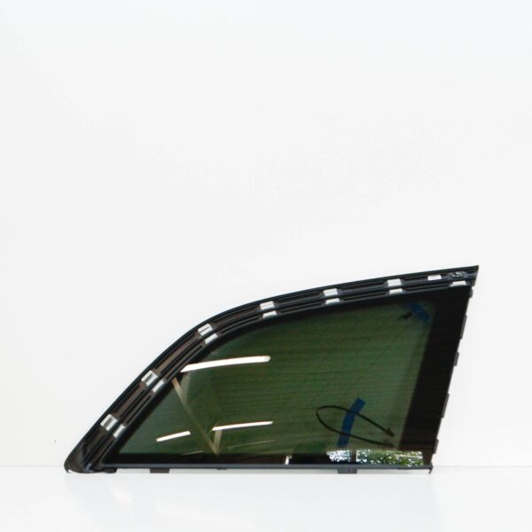NEW AUDI Q7 4L REAR RIGHT SIDE WINDOW QUARTER GLASS 4L0845300RNVB 2015 ORIGINAL - Image 2