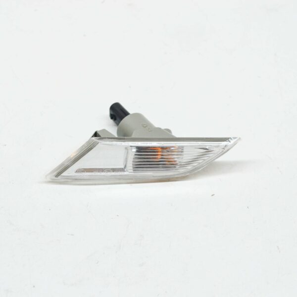 NEW VW TRANSPORTER MULTIVAN T6 FRONT LEFT FENDER TURN SIGNAL 7LA949101 ORIGINAL - Image 2