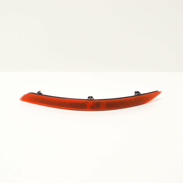 NEW AUDI A3 8V REAR BUMPER REFLECTOR LEFT 8V5945105B - Image 2
