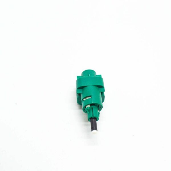 NEW VW TRANSPORTER V BUS T5 BRAKE SWITCH LIGHT 1C0945511A RDW ORIGINAL - Image 2