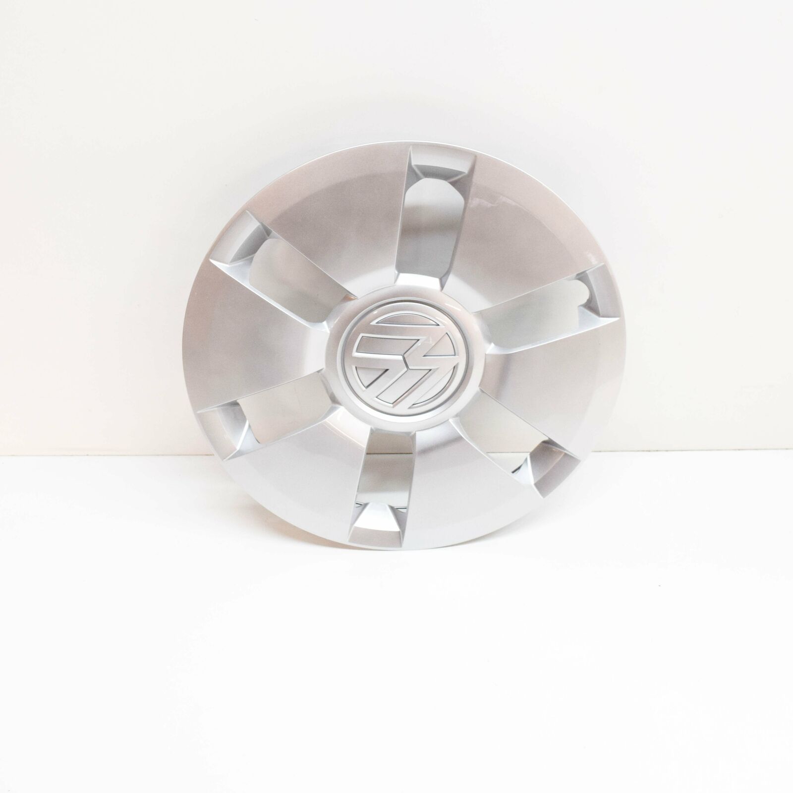 NEW VOLKSWAGEN UP WHEEL TRIM 14 INCHES COVERS SET 1S00714541ZX 2 NEW VOLKSWAGEN UP WHEEL TRIM 14 INCHES COVERS SET 1S00714541ZX - Image 2