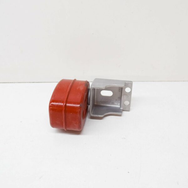 NEW AUDI A3 8V REAR EXHAUST SYSTEM RETAINER 5Q0253144E - Image 2