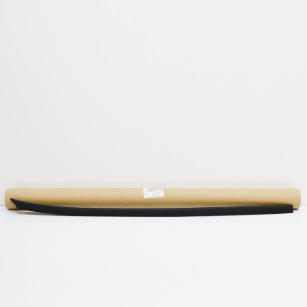 NEW AUDI Q7 4L FRONT LEFT WINDSHIELD WATER DEFLECTOR 4L08543275AP 2015 - Image 2