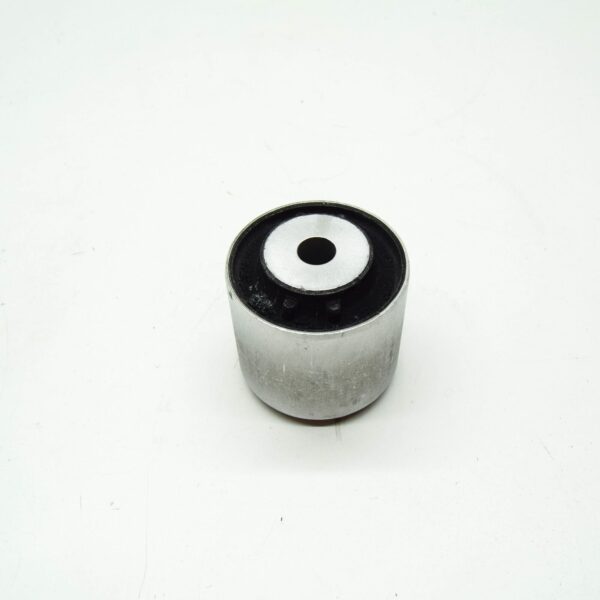 NEW MERCEDES-BENZ M W164 REAR LEFT/RIGHT BEARING A1643331314 ORIGINAL - Image 2