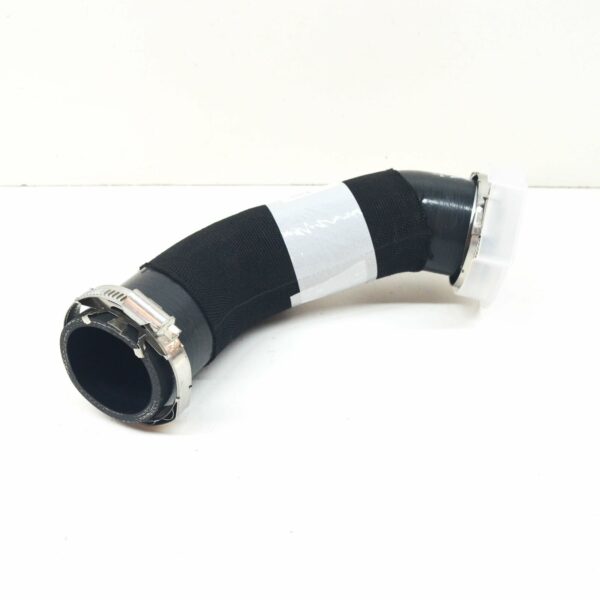NEW AUDI Q7 4M RIGHT AIR CHARGE INTERCOOLER PIPE HOSE 4M0145738T ORIGINAL - Image 2