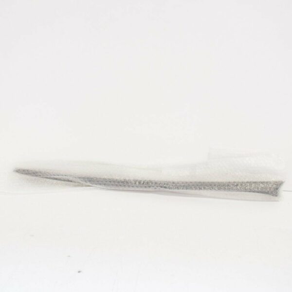 NEW AUDI Q3 8U FRONT LEFT WATER DEFLECTOR 8U0854327ASP9 ORIGINAL - Image 2