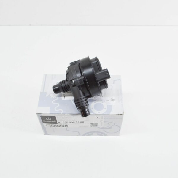 NEW MERCEDES-BENZ A W177 ADDITIONAL WATER PUMP A0005003600 ORIGINAL - Image 2