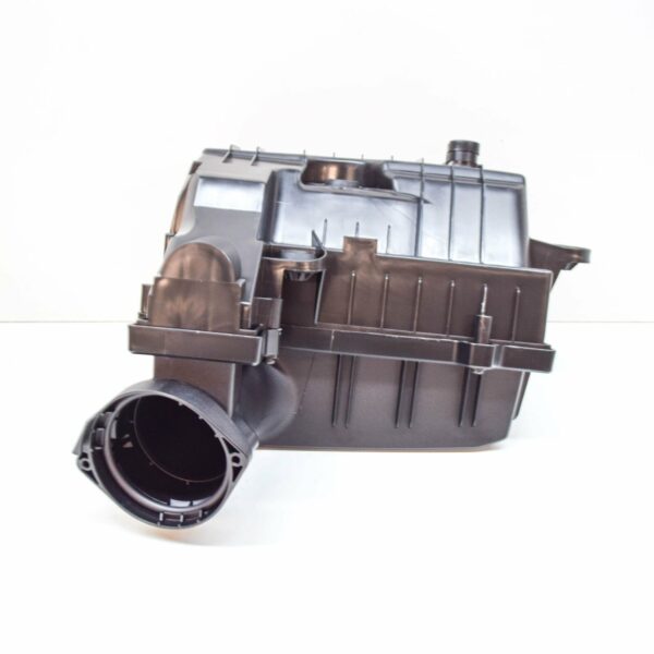 NEW AUDI A3 8Y AIR FILTER BOX 5QF129607A ORIGINAL - Image 2