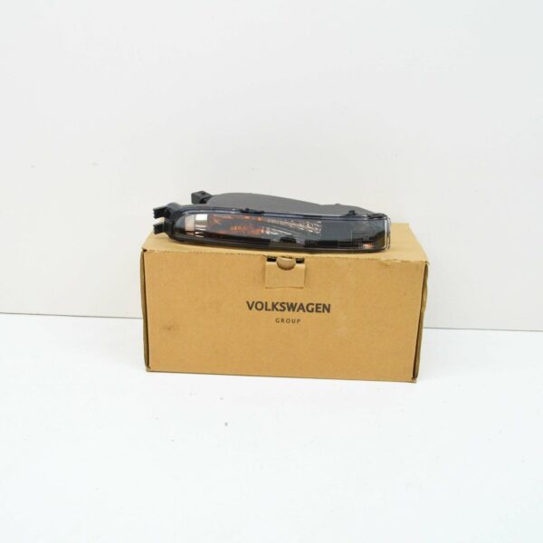 NEW VOLKSWAGEN BEETLE A5 FRONT RIGHT TURN SIGNAL LIGHT 5C5953042D - Image 2