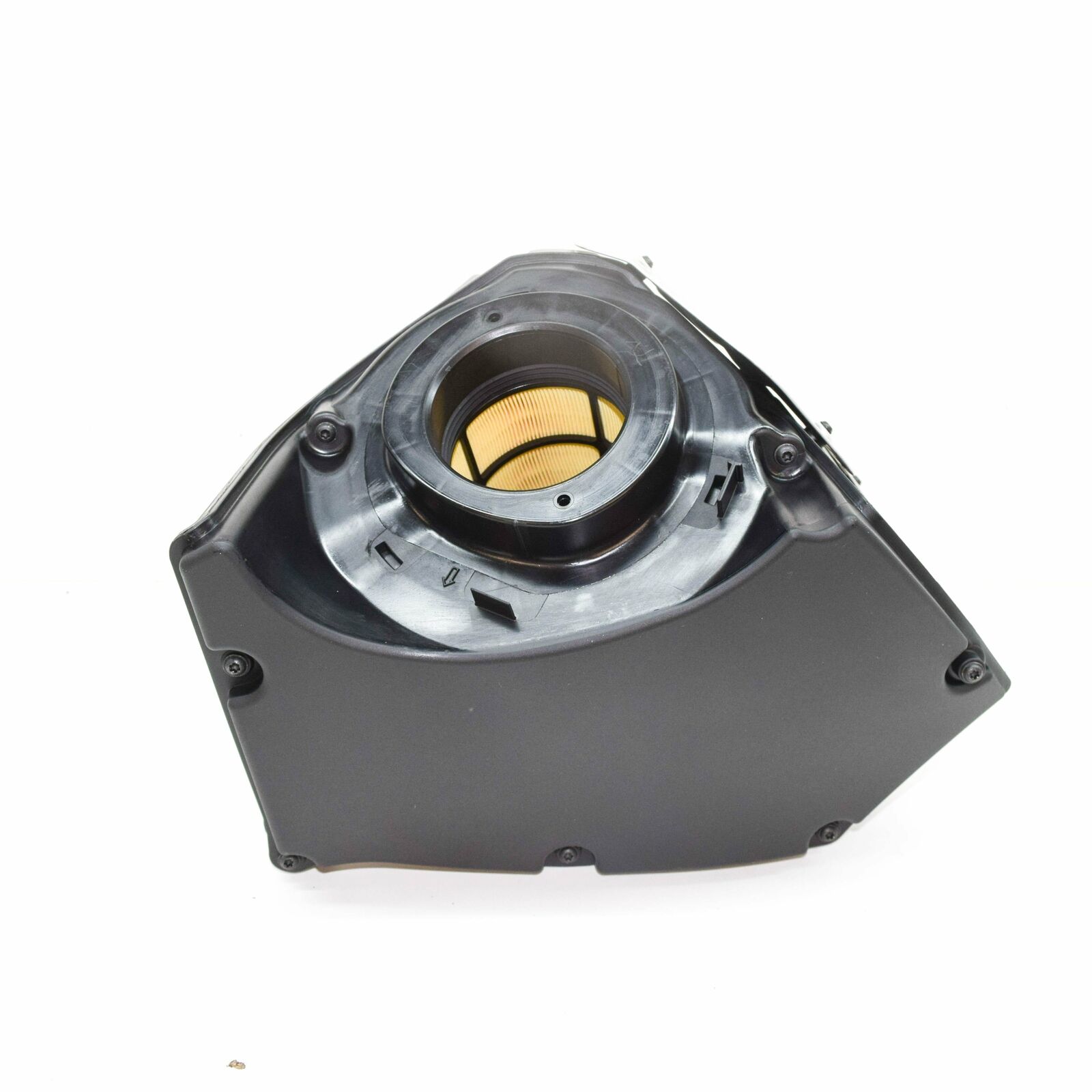 NEW AUDI A5 SPORTBACK 8W6 AIR CLEANER FILTER BOX 8W0133837P ORIGINAL 2 NEW AUDI A5 SPORTBACK 8W6 AIR CLEANER FILTER BOX 8W0133837P ORIGINAL - Image 2