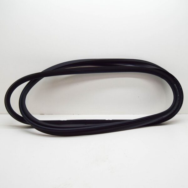 NEW MERCEDES-BENZ GLA H247 BOOTLID WEATHER STRIP SEAL A2477406400 ORIGINAL - Image 2