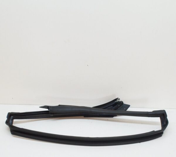 NEW MERCEDES-BENZ SL R231 FRONT WINDSHIELD SEALING A2317200078 ORIGINAL - Image 2