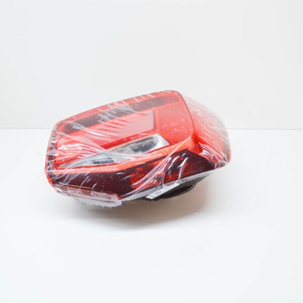 NEW AUDI Q2 GA REAR RIGHT TAILLIGHT 81A945070C ORIGINAL - Image 2