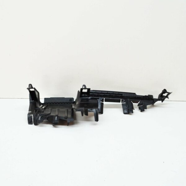 NEW VOLKSWAGEN GOLF MK7 5G FRONT RIGHT RADIATOR AIR BAFFLE 5G0121284N ORIGINAL - Image 2