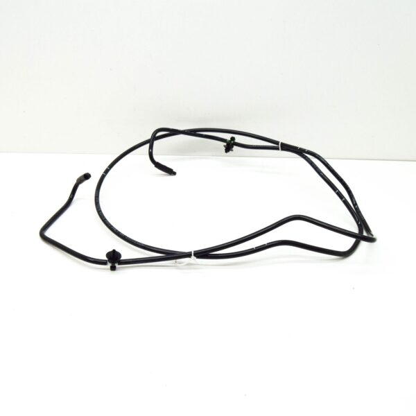 NEW MERCEDES-BENZ E W213 COMPRESSED AIR LINE A2133271800 ORIGINAL - Image 2
