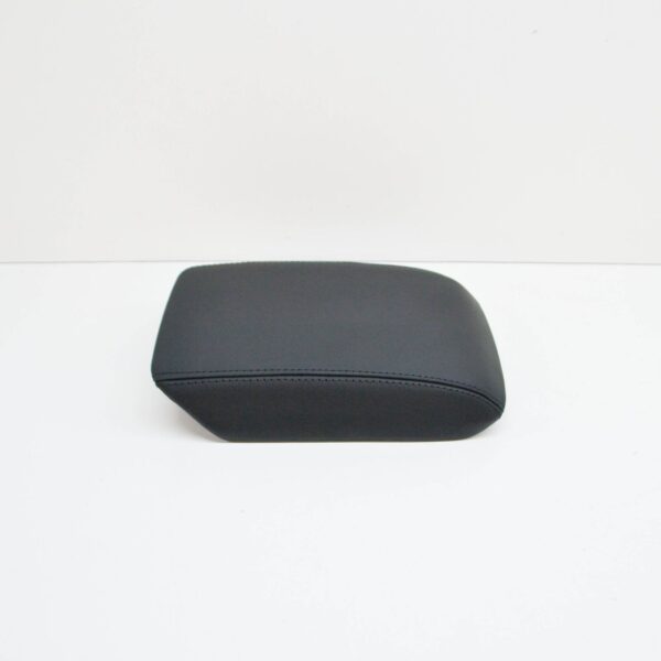 NEW AUDI A4 ALLROAD B8 CENTER ARMREST LID 8K0864207H25D ORIGINAL - Image 2