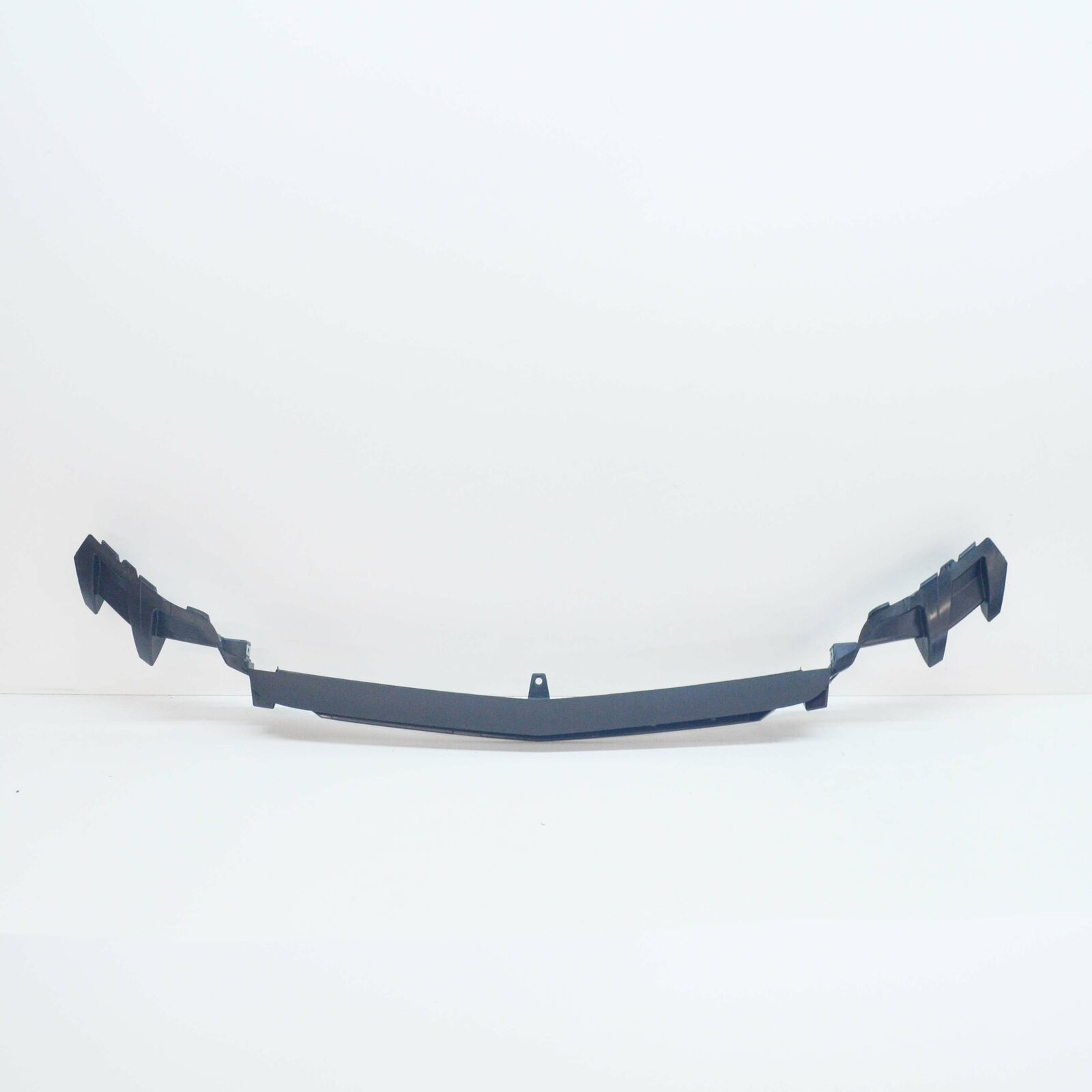 NEW MERCEDES-BENZ C-CLASS W205 FRONT BUMPER LOWER BRACKET A2058851365 ORIGINAL 2 NEW MERCEDES-BENZ C-CLASS W205 FRONT BUMPER LOWER BRACKET A2058851365 ORIGINAL - Image 2