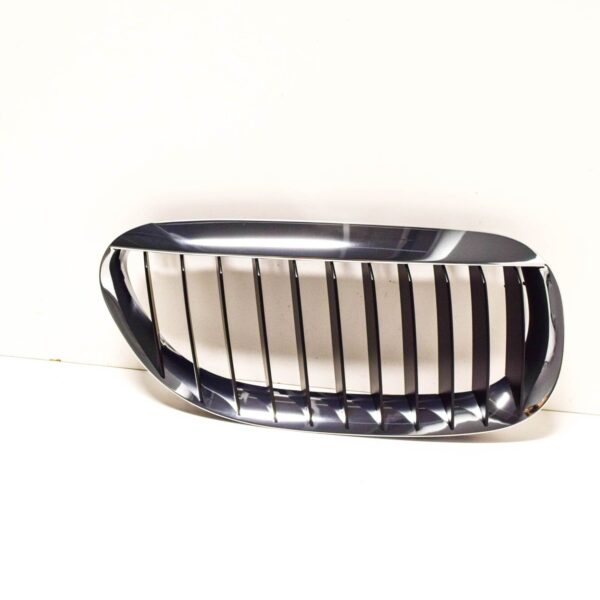 NEW BMW 6 E63 FRONT RIGHT AND LEFT FOG LIGHT GRILL 51137008916 / 51137008915 - Image 2