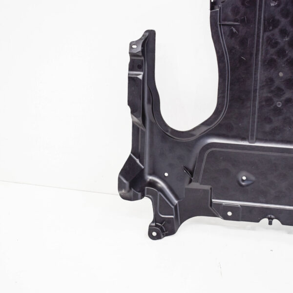 NEW MERCEDES-BENZ E-CLASS W213 2.0 PETROL ENGINE COVER A2135245800 2017 ORIGINAL - Image 2