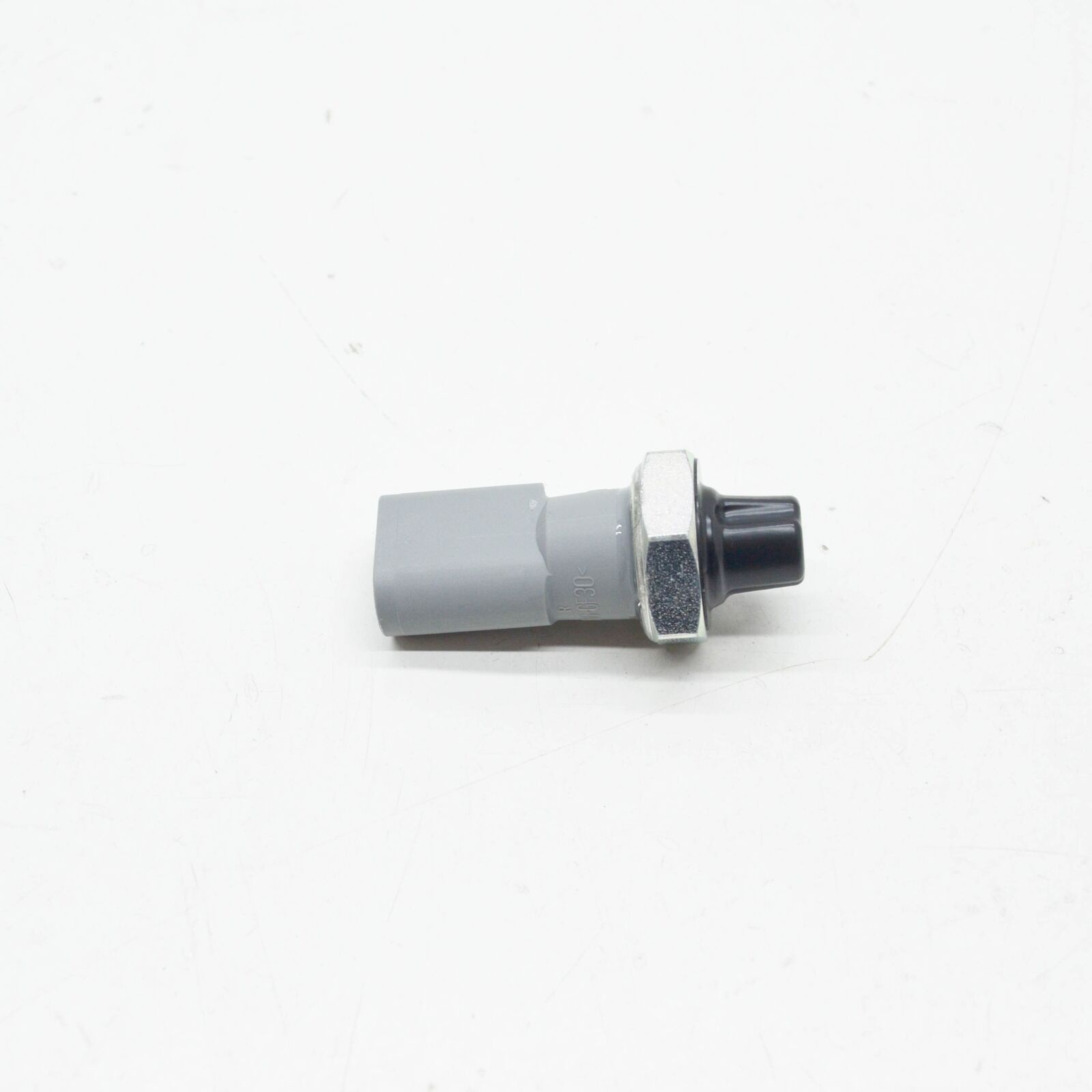 NEW AUDI A4 B8 OIL PRESSURE SENSOR 06E919081C ORIGINAL 2 NEW AUDI A4 B8 OIL PRESSURE SENSOR 06E919081C ORIGINAL - Image 2