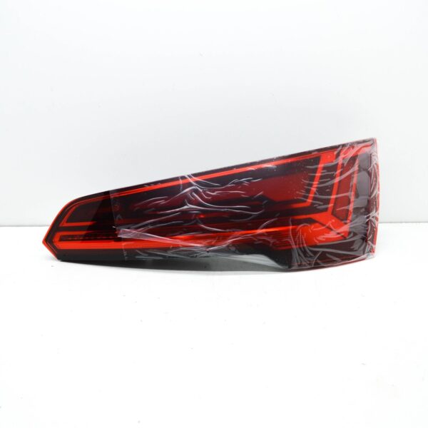 NEW AUDI Q5 FY 80A SPORTBACK REAR RIGHT TAILLIGHT 80A945076B ORIGINAL - Image 2