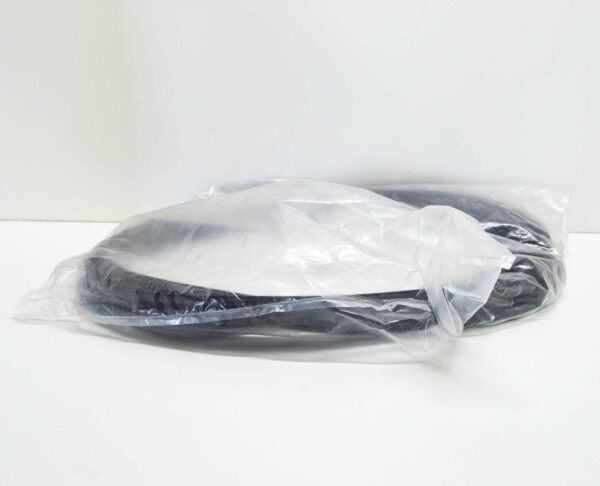 NEW MERCEDES-BENZ TAILGATE REAR DOOR SEAL A6397410580 - Image 2