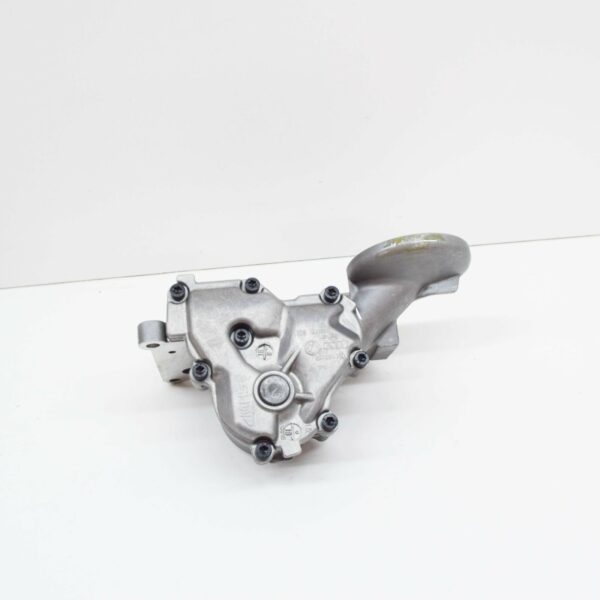 NEW AUDI A4 B7 OIL PUMP 06E115105G ORIGINAL - Image 2
