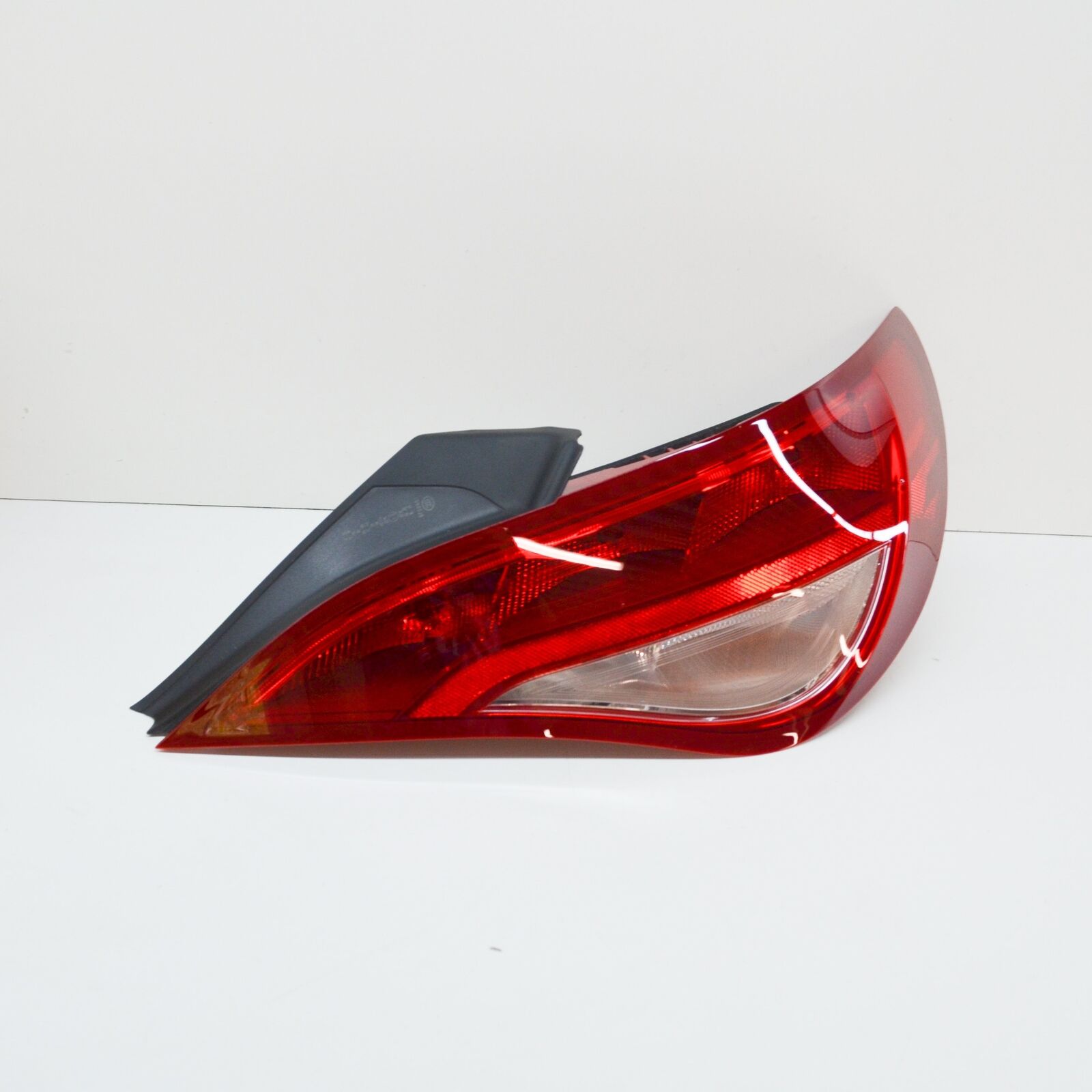 NEW MERCEDES-BENZ CLA COUPE C117 REAR RIGHT TAILLIGHT A1179069800 ORIGINAL 2 NEW MERCEDES-BENZ CLA COUPE C117 REAR RIGHT TAILLIGHT A1179069800 ORIGINAL - Image 2