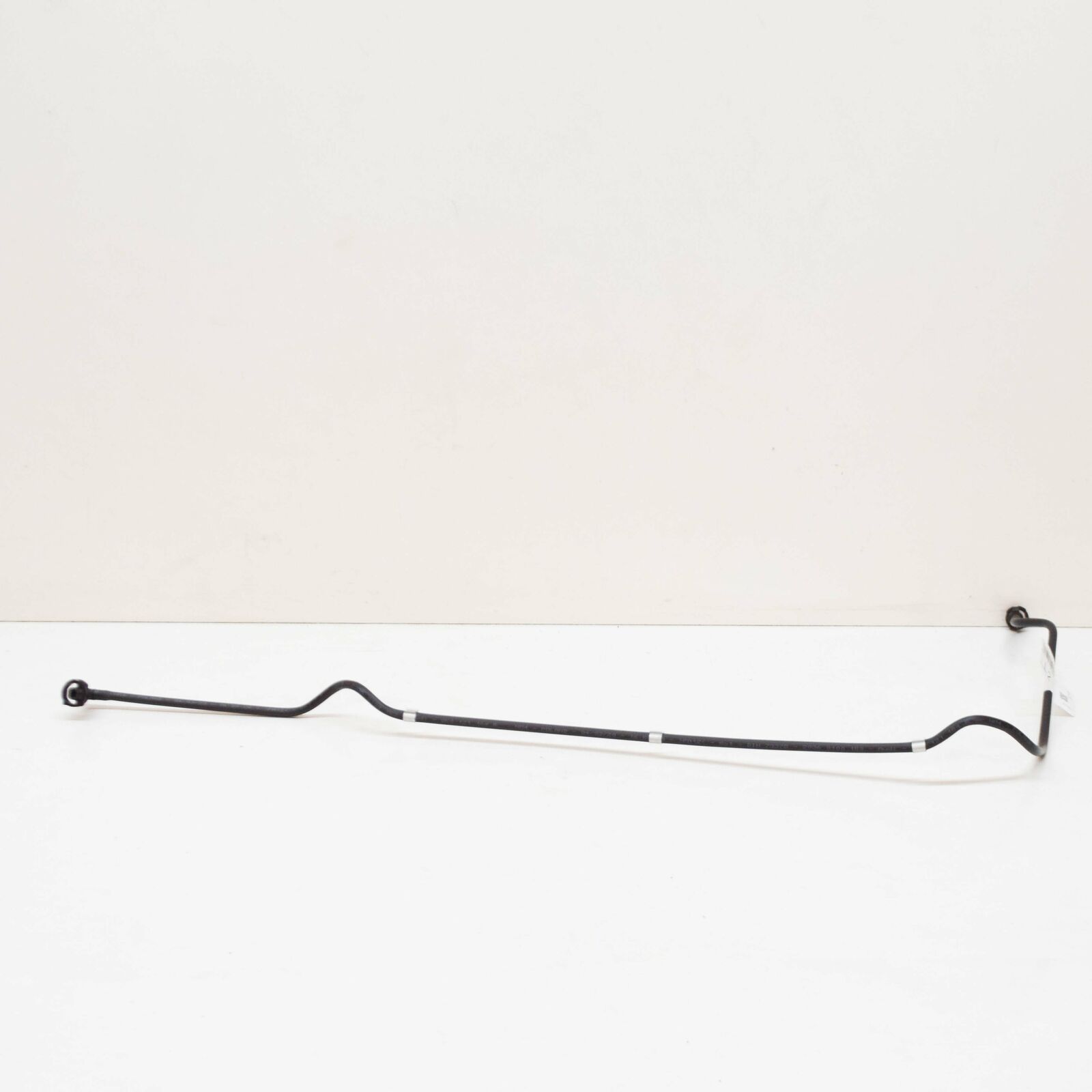 NEW AUDI A5 8T ENGINE COOLANT HOSE 8K0121164R 2 NEW AUDI A5 8T ENGINE COOLANT HOSE 8K0121164R - Image 2