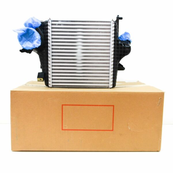 NEW AUDI Q7 4M LEFT INTERCOOLER RADIATOR 4M0145803BP ORIGINAL - Image 2