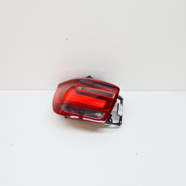 NEW BMW 1 F20 REAR LEFT TAIL LIGHT 63217241541 7241541 - Image 2