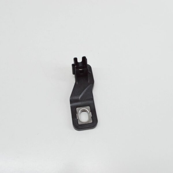 NEW AUDI Q3 8U RIGHT OUTER HEADLIGHT BRACKET 8U0941122 ORIGINAL - Image 2