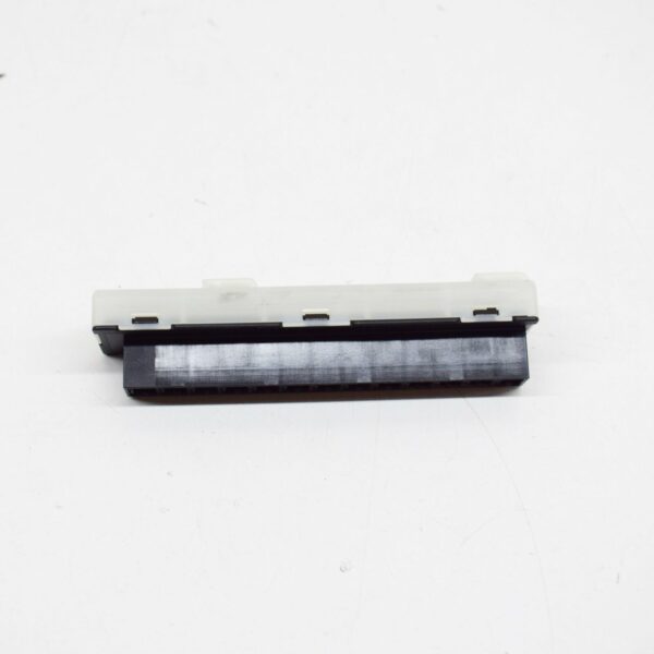 NEW MERCEDES-BENZ C W204 DISTRIBUTOR BLOCK A0045468040 ORIGINAL - Image 2
