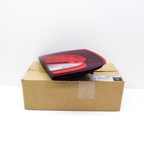 NEW MERCEDES-BENZ C COUPE C205 REAR LEFT TAILGATE TAILLIGHT A2059063505 ORIGINAL - Image 2