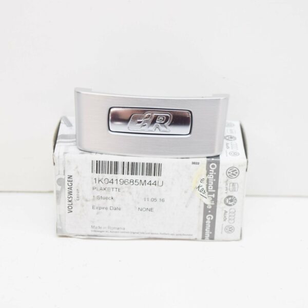 NEW VOLKSWAGEN PASSAT B6 STEERING WHEEL BADGE 1K0419685M44U - Image 2