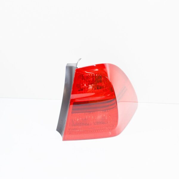 NEW BMW 3 E91 REAR RIGHT TAILLIGHT 63217160066 7160066 ORIGINAL - Image 2