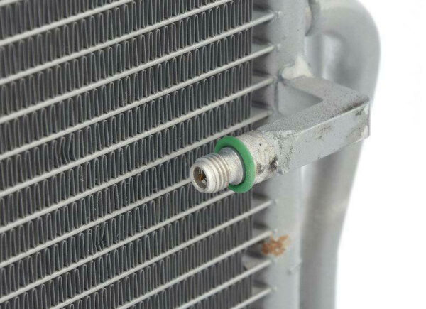 NEW AUDI A8 D3 A/C CONDENSER 4E0260403Q ORIGINAL - Image 2