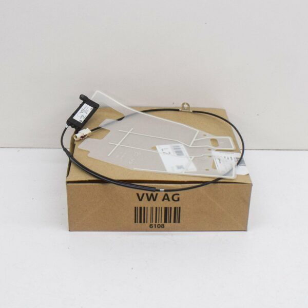 NEW VW TRANSPORTER T5 AERIAL MODULE 'AM/FM1' 7H0035532 - Image 2