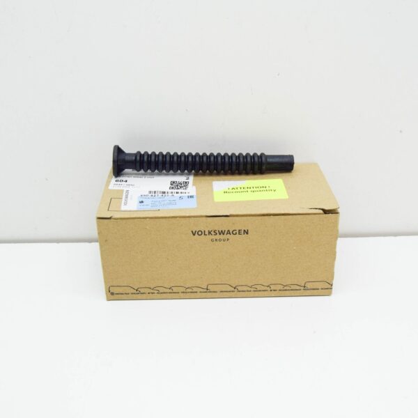 NEW AUDI E-TRON GT REAR LID WATER DRAINAGE HOSE 8S0827429A ORIGINAL - Image 2