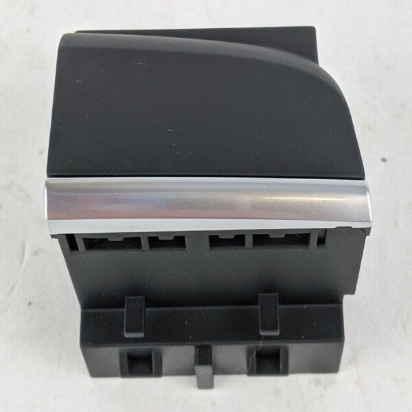 NEW AUDI Q2 GA COIN HOLDER TRIM 81C858323A 6PS 81C858323A6PS ORIGINAL - Image 2