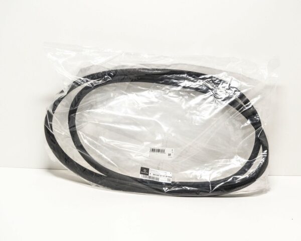 NEW MERCEDES-BENZ GLK-CLASS X204 FRONT DOOR SEAL RUBBER A2046970751289G90 - Image 2