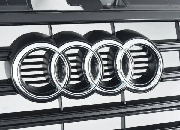 NEW AUDI A3 S3 8V FRONT RADIATOR GRILLE 8V5853651AAFUQ - Image 2