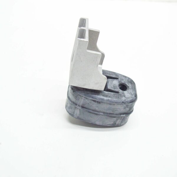 NEW AUDI A3 8V EXHAUST SYSTEM RETAINER 5Q0253144D - Image 2