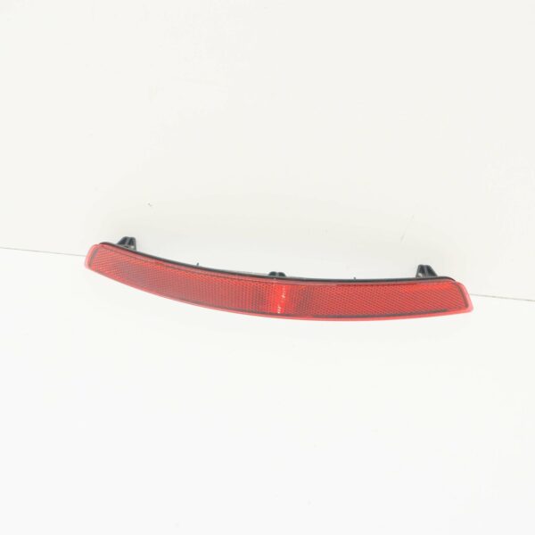 NEW AUDI A3 8V REAR LIGHT REFLECTOR RIGHT 8V4945106 ORIGINAL - Image 2