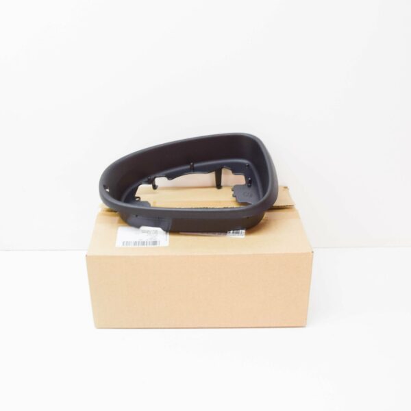 NEW VOLKSWAGEN TOUAREG 7P FRONT LEFT DOOR MIRROR TRIM RING 7P68576019B9 - Image 2