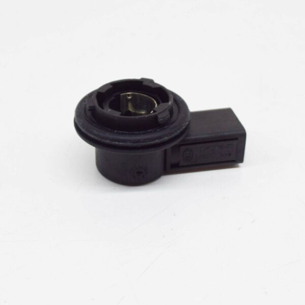 NEW VW PASSAT B7 FRONT DAY TIME RUNNING LIGHT BULB HOLDER 6R0953123A - Image 2