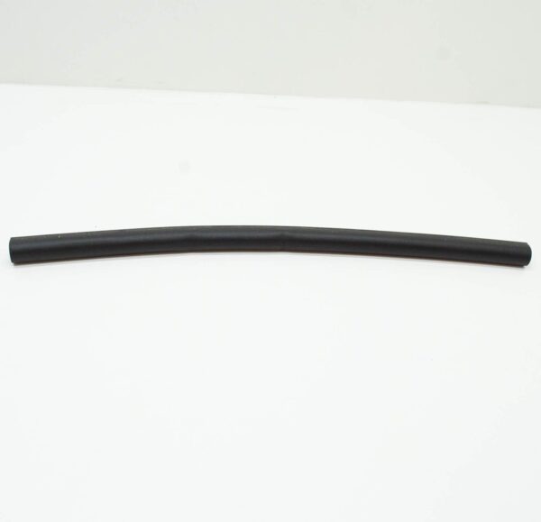 NEW VOLKSWAGEN JETTA MK7 FRONT LEFT BONNET HOOD SEAL 17A823707 ORIGINAL - Image 2