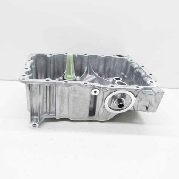 NEW VOLKSWAGEN T-ROC A11 CRANKCASE OIL SUMP 05C103601D ORIGINAL - Image 2