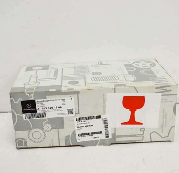 NEW MB G W463 AMG REAR LEFT TAIL LIGHT A4638201964 ORIGINAL - Image 2
