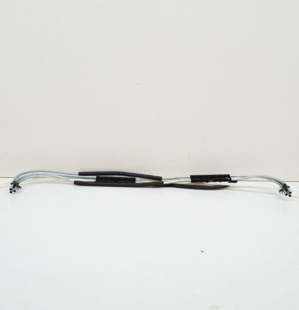 NEW MERCEDES-BENZ C W205 PANORAMIC ROOF FRONT GUIDE TUBE A2057809700 ORIGINAL - Image 2